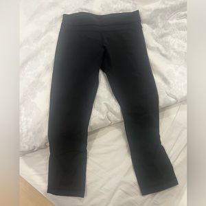 Lululemon crop training women’s leggings
